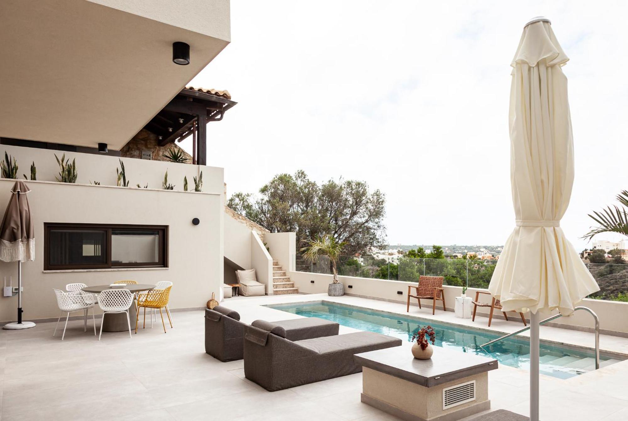 Orama Luxury Suite 3 Bedrooms With Private Pool ヘルソニソス エクステリア 写真