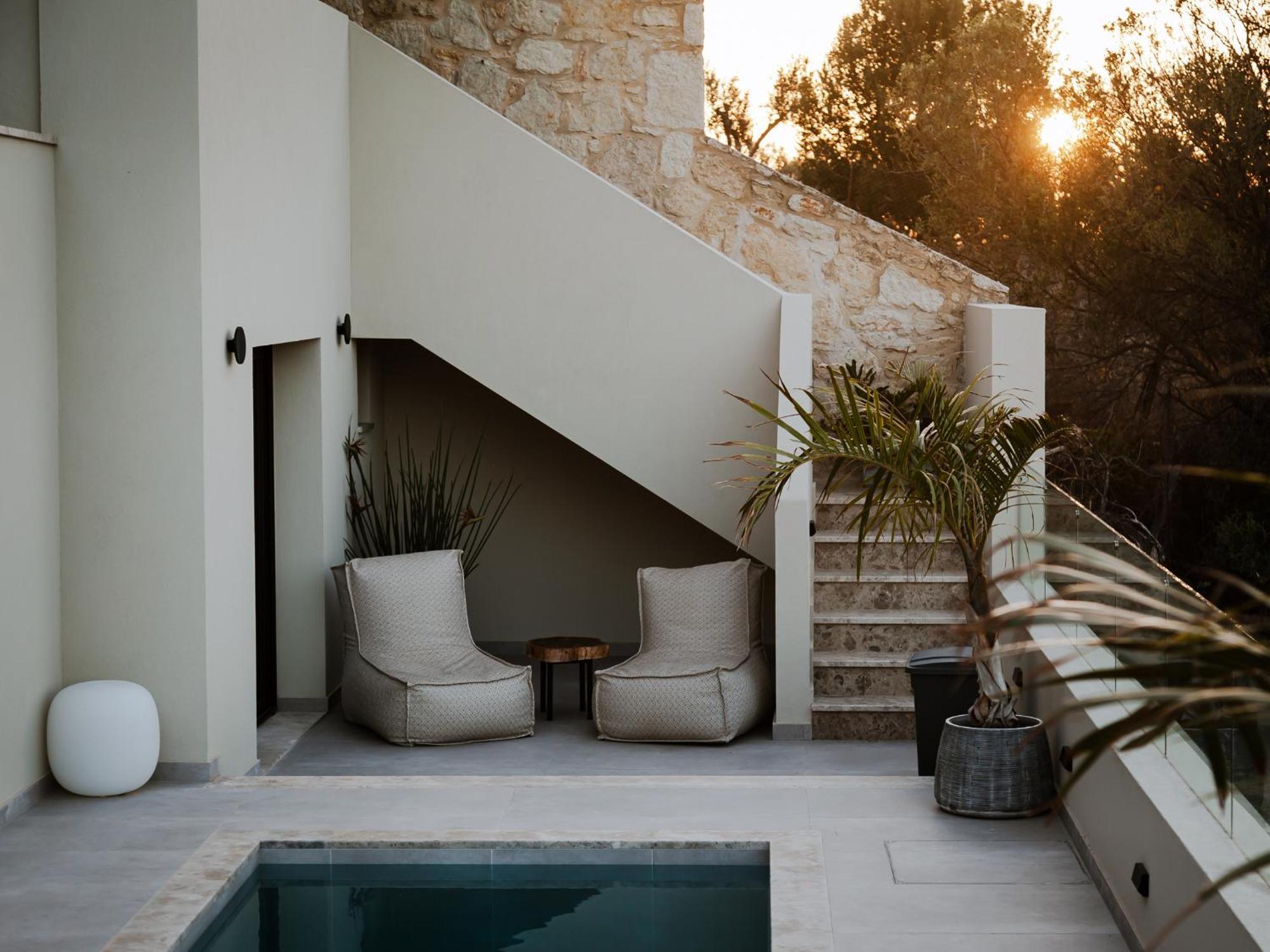 Orama Luxury Suite 3 Bedrooms With Private Pool ヘルソニソス エクステリア 写真